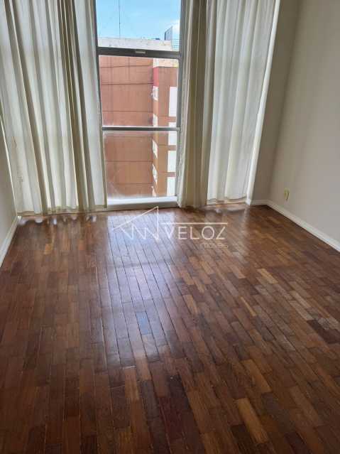 Apartamento à venda com 2 quartos, 95m² - Foto 7