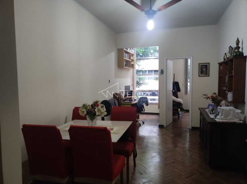 Apartamento à venda com 2 quartos, 64m² - Foto 1