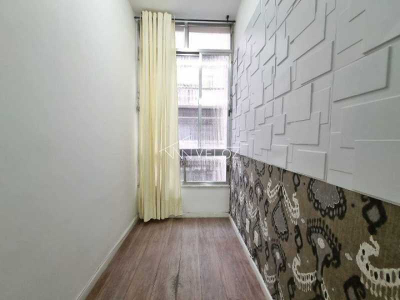 Apartamento à venda com 2 quartos, 64m² - Foto 3