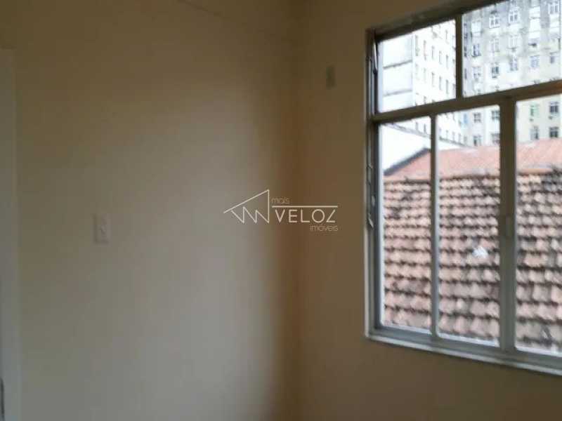 Apartamento à venda com 3 quartos, 76m² - Foto 4