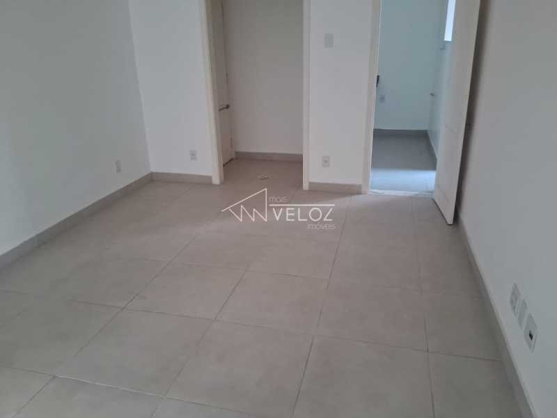 Apartamento à venda com 3 quartos, 90m² - Foto 2