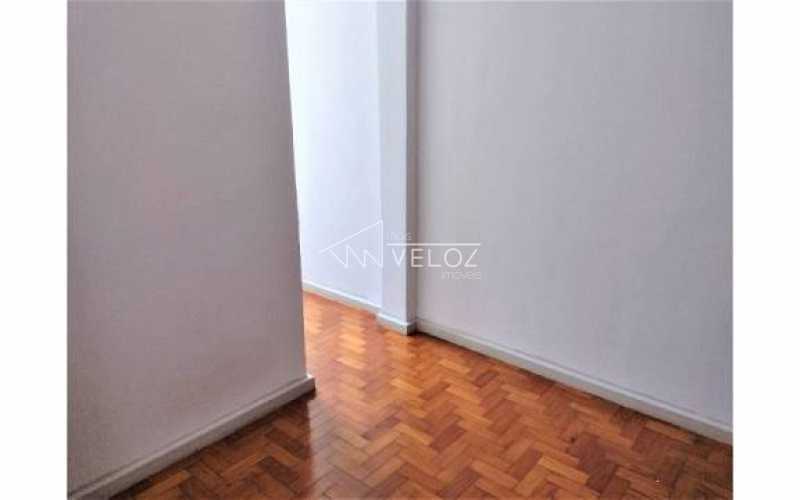 Apartamento à venda com 2 quartos, 58m² - Foto 6