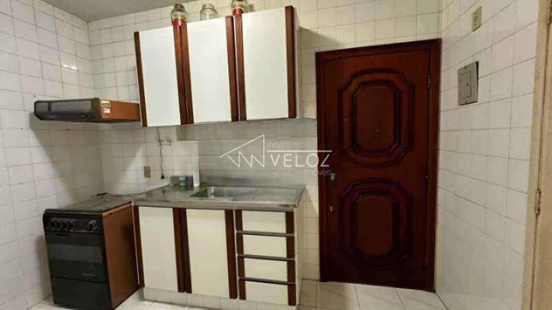 Apartamento à venda com 2 quartos, 61m² - Foto 8