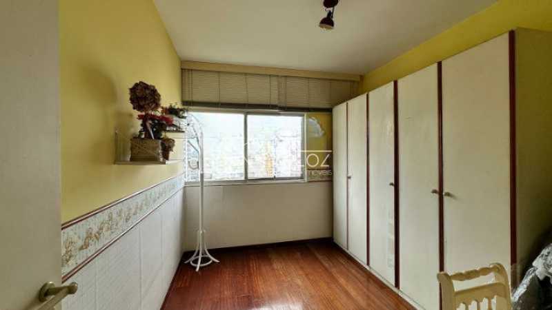 Apartamento à venda com 2 quartos, 61m² - Foto 12