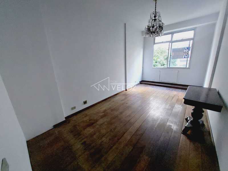 Apartamento à venda com 2 quartos, 77m² - Foto 4