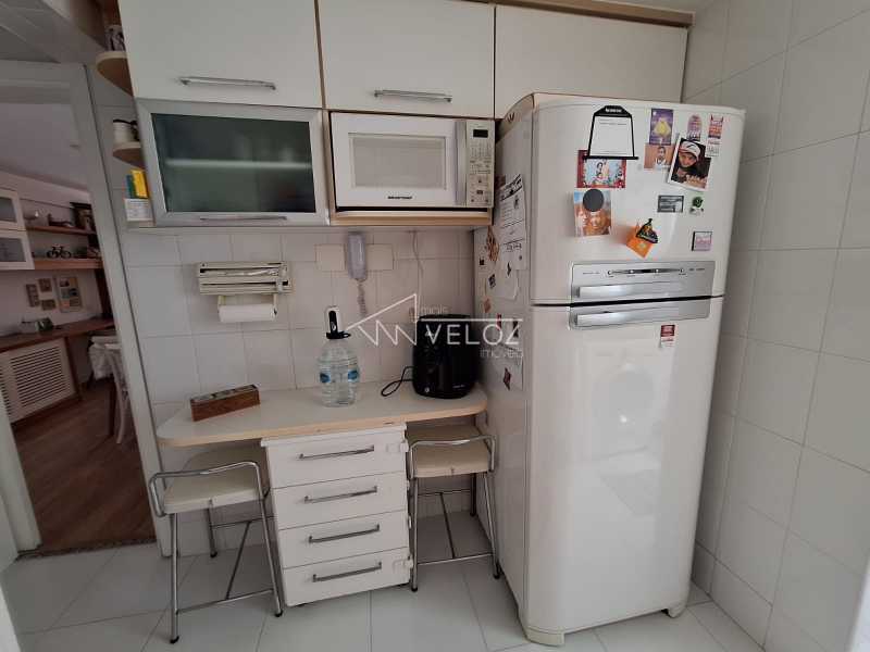 Apartamento à venda com 2 quartos, 61m² - Foto 12