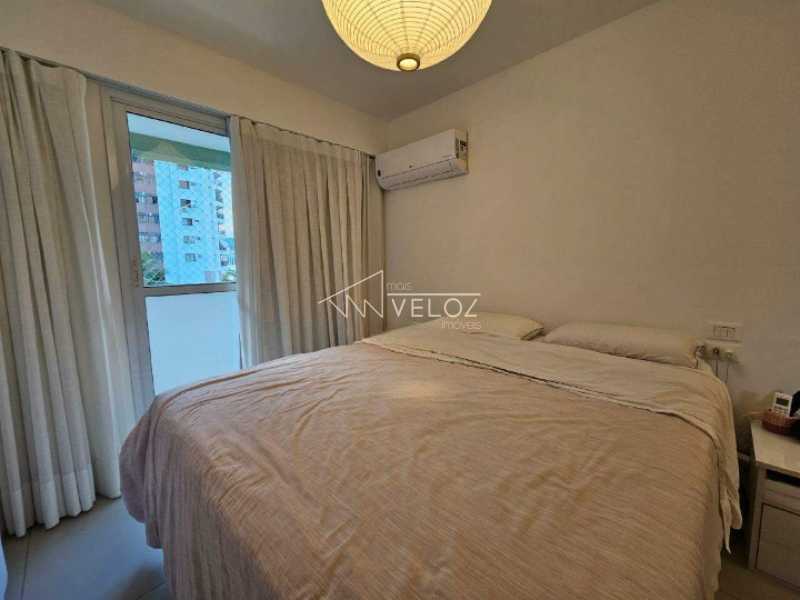 Apartamento à venda com 3 quartos, 103m² - Foto 4