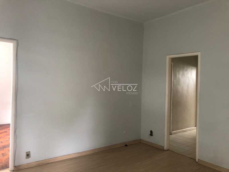 Apartamento à venda com 3 quartos, 100m² - Foto 1