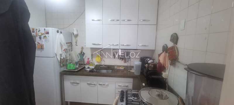 Apartamento à venda com 3 quartos, 110m² - Foto 7