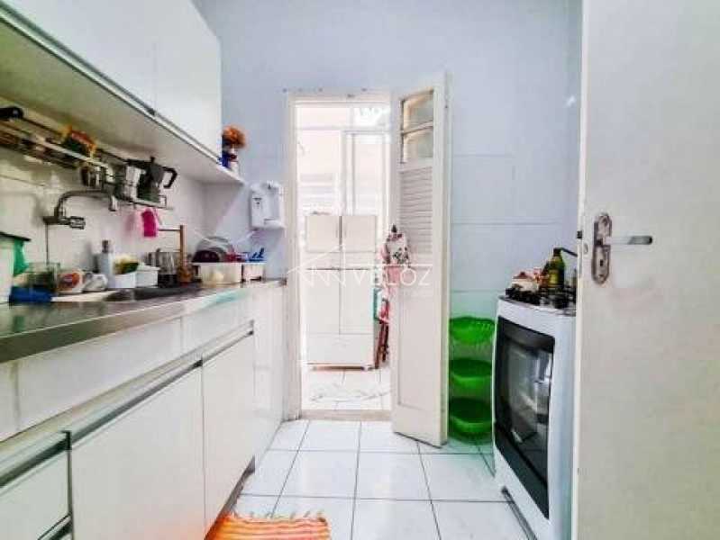 Apartamento à venda com 3 quartos, 103m² - Foto 19