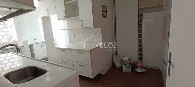 Apartamento à venda com 3 quartos, 90m² - Foto 4