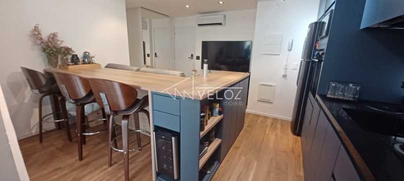 Apartamento à venda com 2 quartos, 63m² - Foto 11