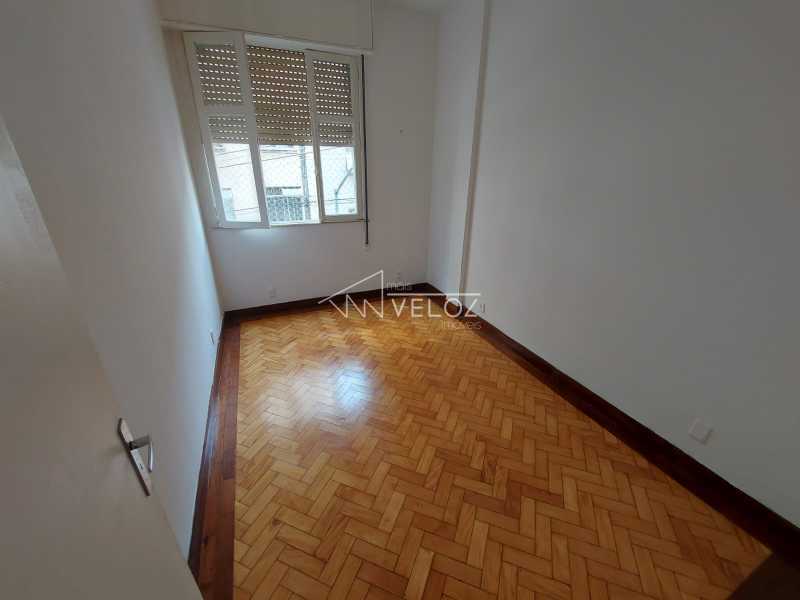 Apartamento à venda com 2 quartos, 69m² - Foto 10