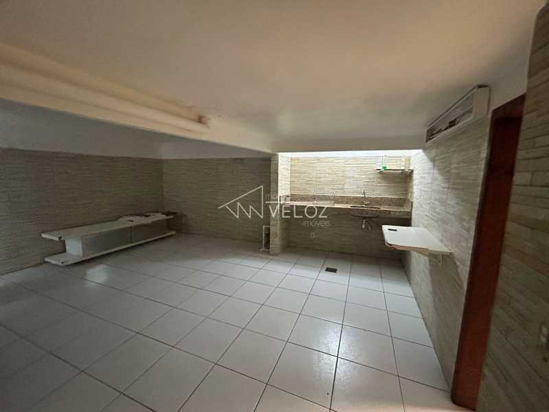 Apartamento à venda com 1 quarto, 66m² - Foto 13