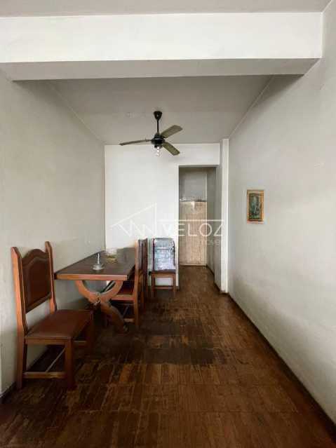 Apartamento à venda com 3 quartos, 94m² - Foto 5