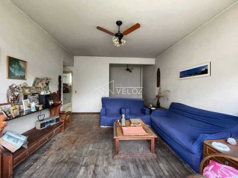 Apartamento à venda com 3 quartos, 94m² - Foto 2