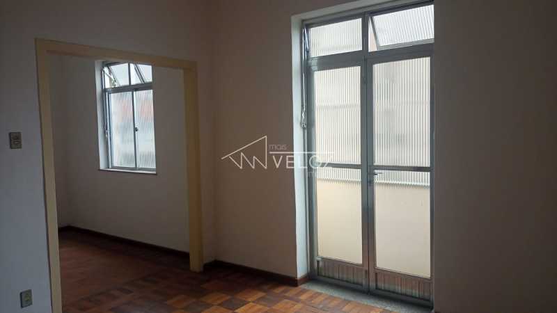 Apartamento à venda com 3 quartos, 95m² - Foto 8