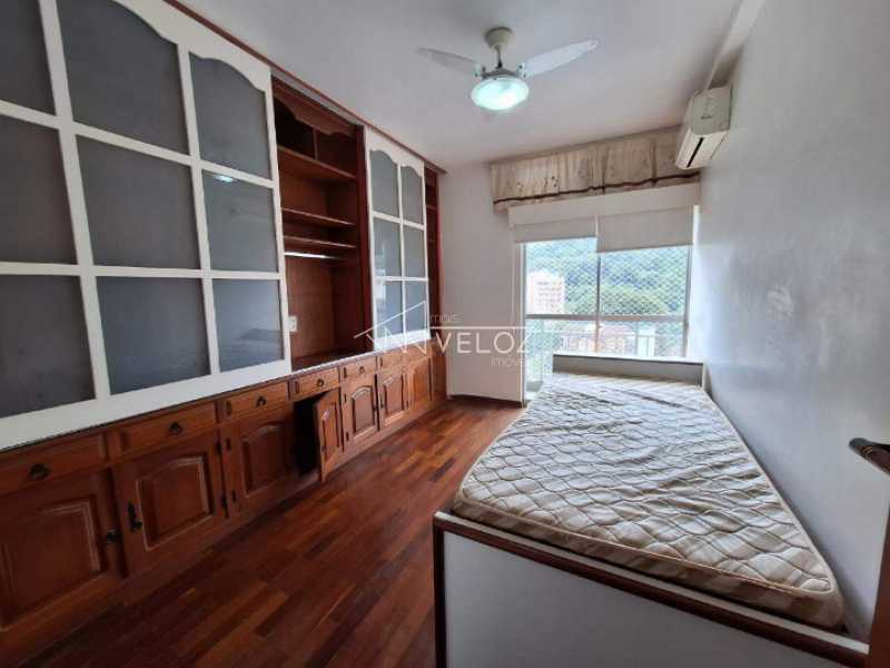 Apartamento à venda com 3 quartos, 122m² - Foto 13