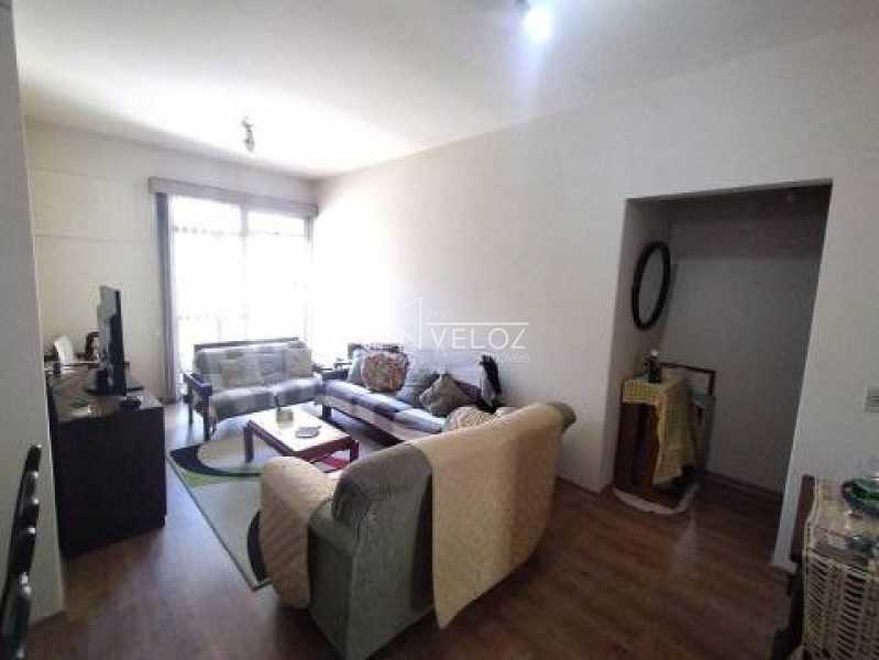 Apartamento à venda com 2 quartos, 81m² - Foto 10