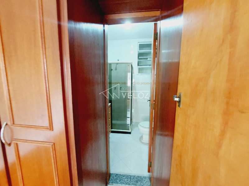 Apartamento à venda com 2 quartos, 76m² - Foto 9