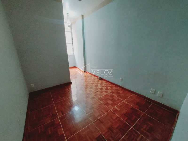 Apartamento à venda com 2 quartos, 76m² - Foto 12