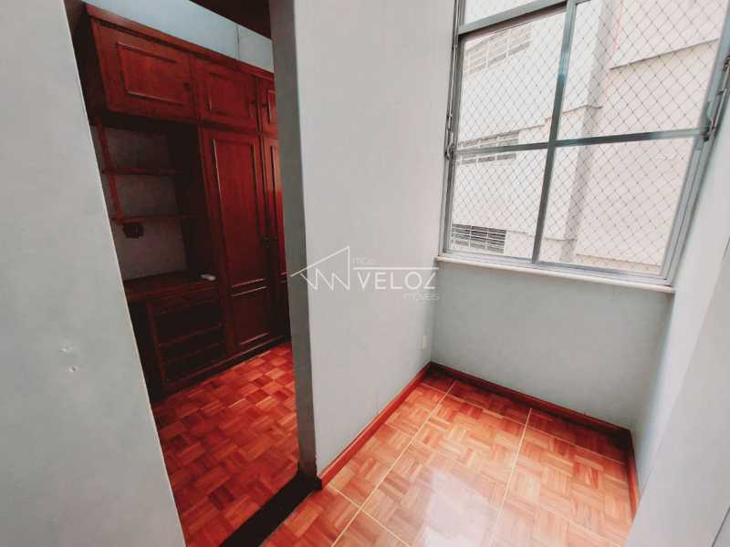 Apartamento à venda com 2 quartos, 76m² - Foto 14