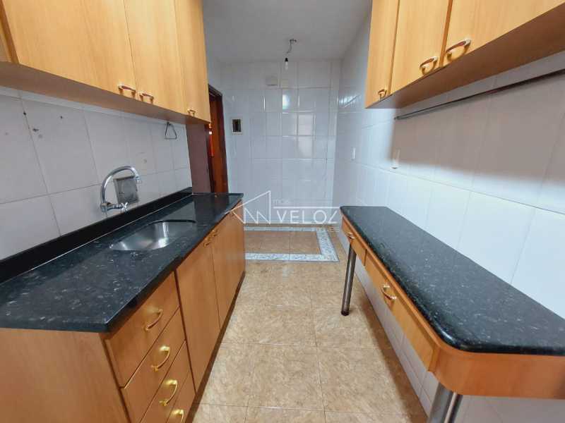 Apartamento à venda com 2 quartos, 76m² - Foto 25