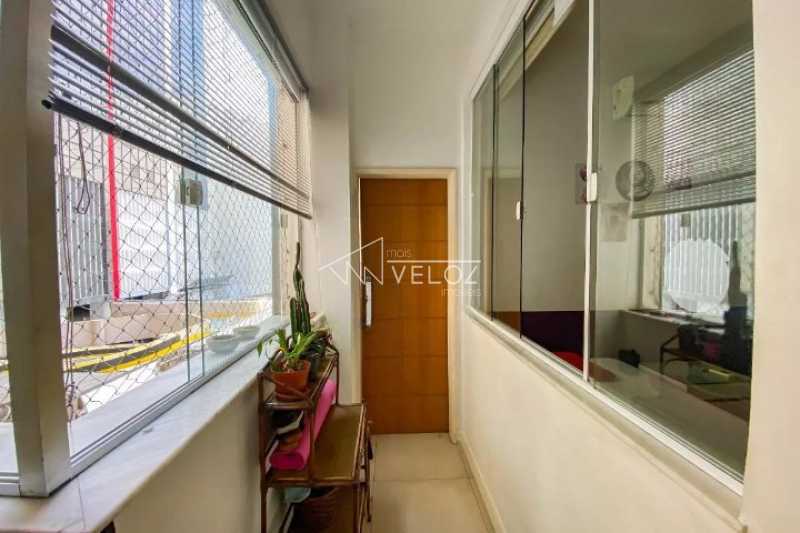 Apartamento à venda com 2 quartos, 65m² - Foto 26