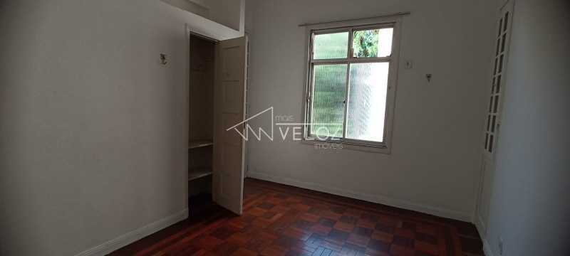 Apartamento à venda com 3 quartos, 76m² - Foto 3