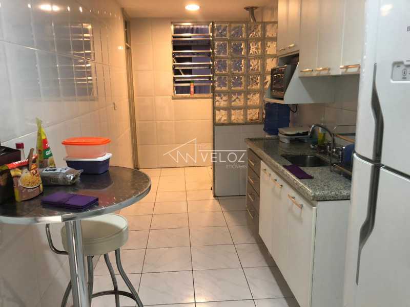 Apartamento à venda com 2 quartos, 95m² - Foto 7