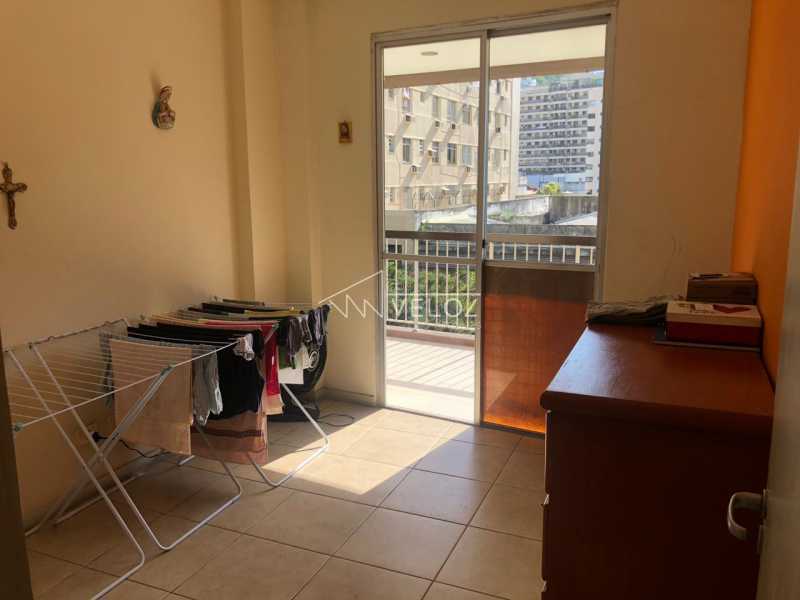 Apartamento à venda com 2 quartos, 95m² - Foto 2