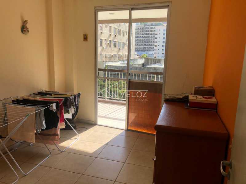 Apartamento à venda com 2 quartos, 95m² - Foto 3