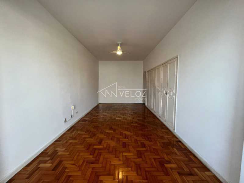 Apartamento à venda com 3 quartos, 190m² - Foto 12