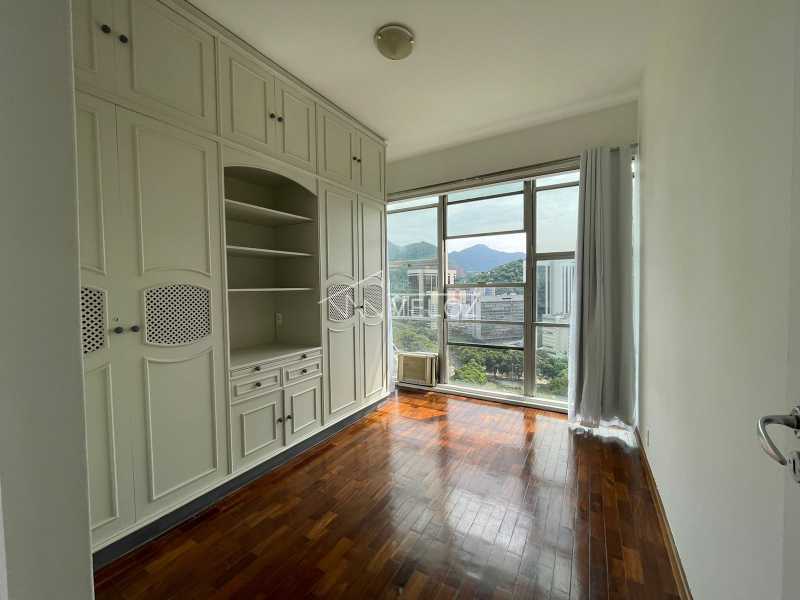 Apartamento à venda com 2 quartos, 84m² - Foto 8