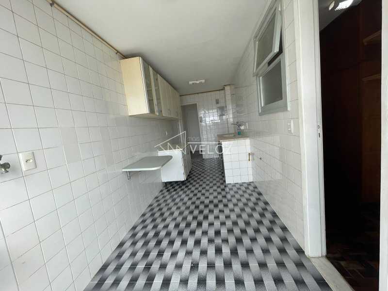 Apartamento à venda com 2 quartos, 84m² - Foto 23