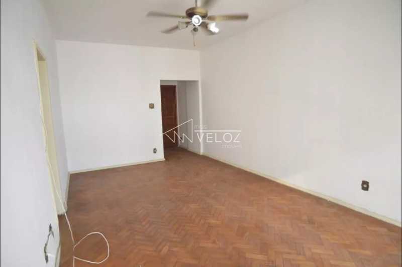 Apartamento à venda com 3 quartos, 85m² - Foto 3