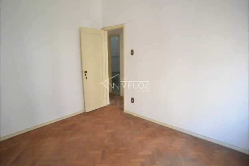 Apartamento à venda com 3 quartos, 85m² - Foto 26