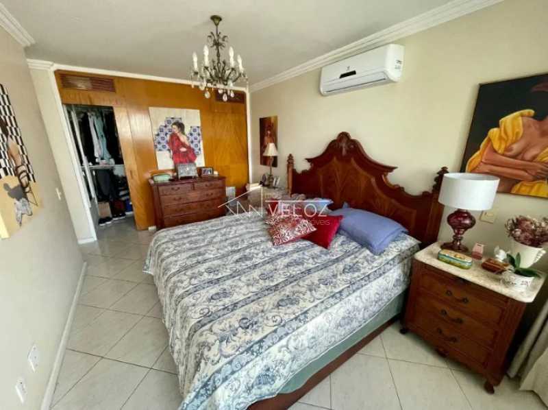 Cobertura à venda com 3 quartos, 275m² - Foto 8