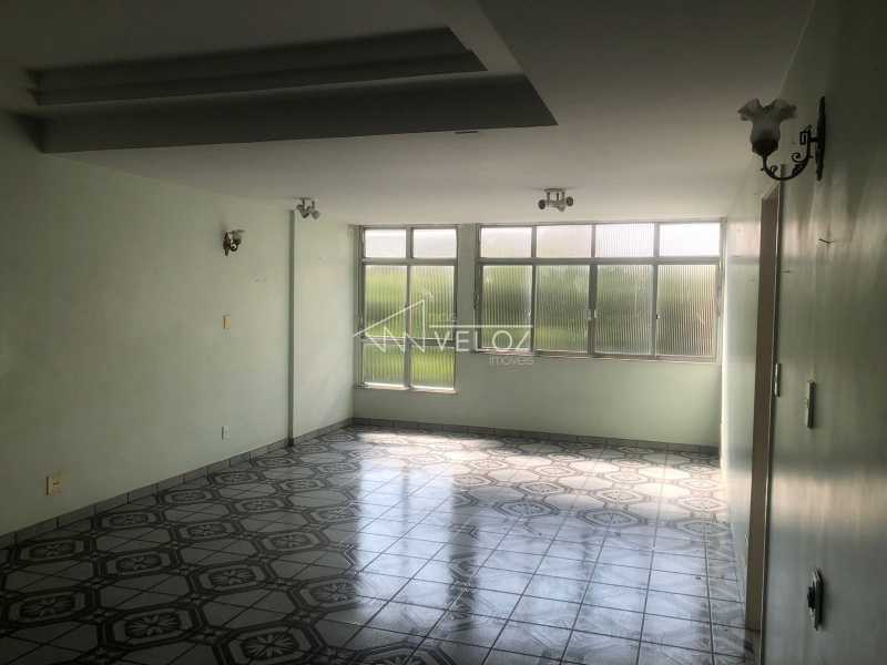 Apartamento à venda com 2 quartos, 94m² - Foto 1