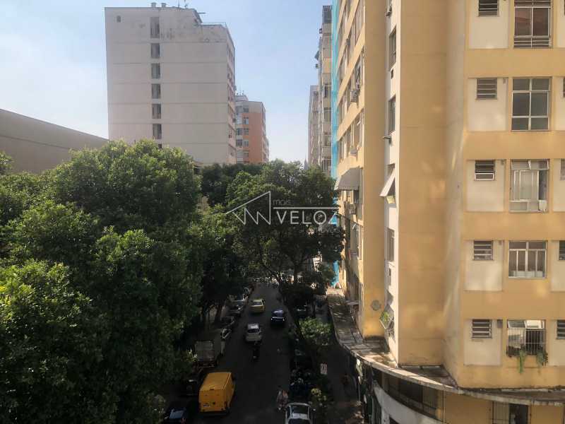 Apartamento à venda com 2 quartos, 94m² - Foto 2