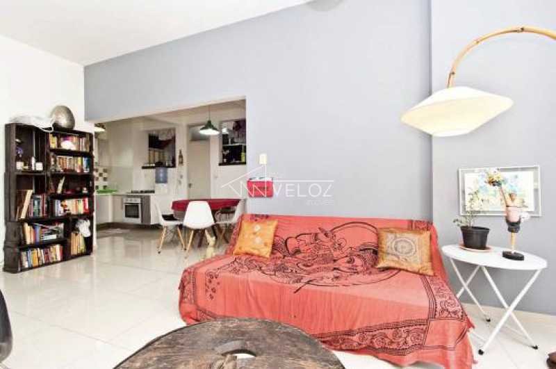 Apartamento à venda com 2 quartos, 80m² - Foto 4