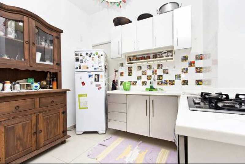 Apartamento à venda com 2 quartos, 80m² - Foto 6