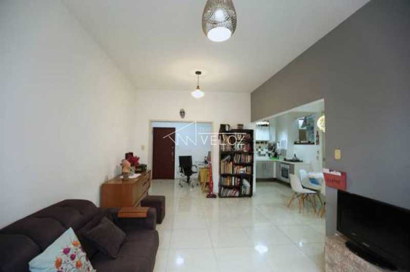 Apartamento à venda com 2 quartos, 80m² - Foto 2