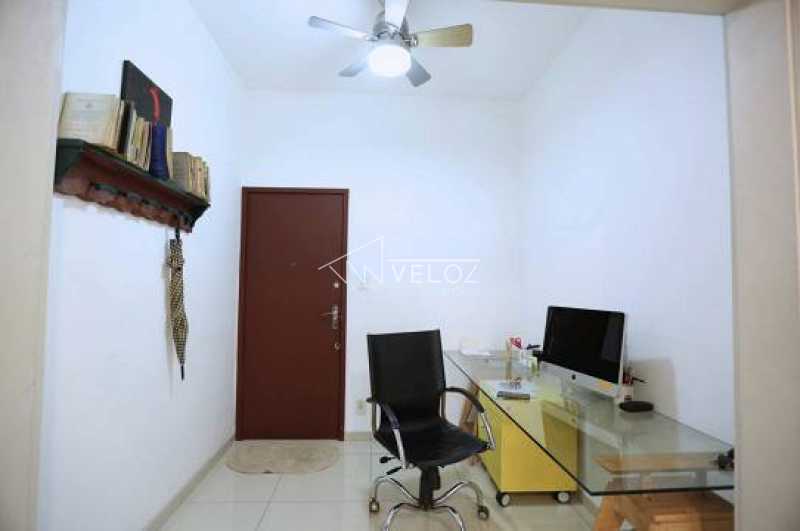 Apartamento à venda com 2 quartos, 80m² - Foto 14