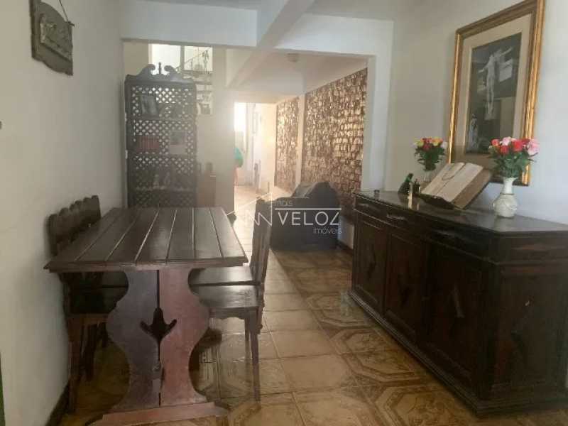 Casa à venda com 4 quartos, 300m² - Foto 12