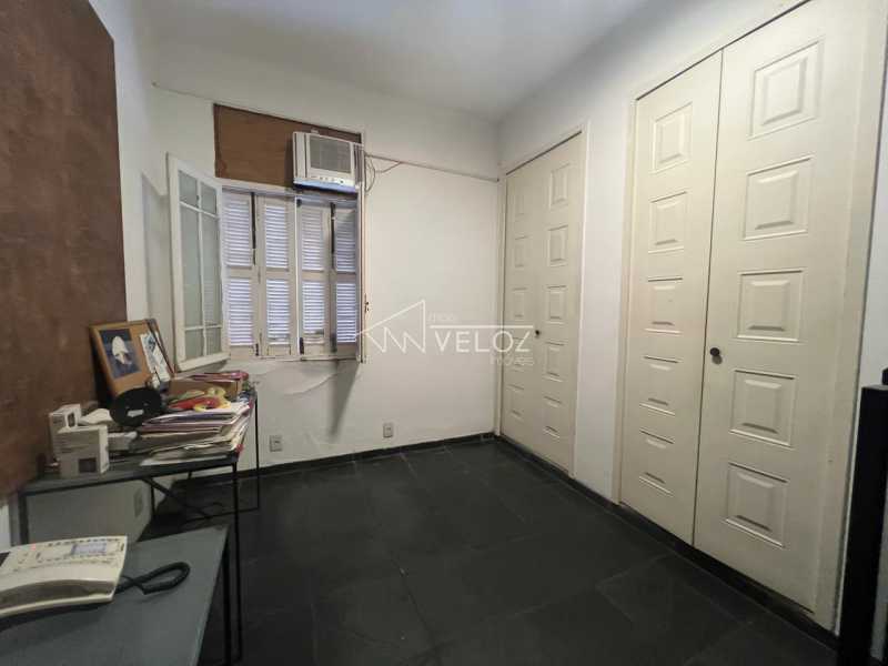 Apartamento à venda com 4 quartos, 189m² - Foto 11