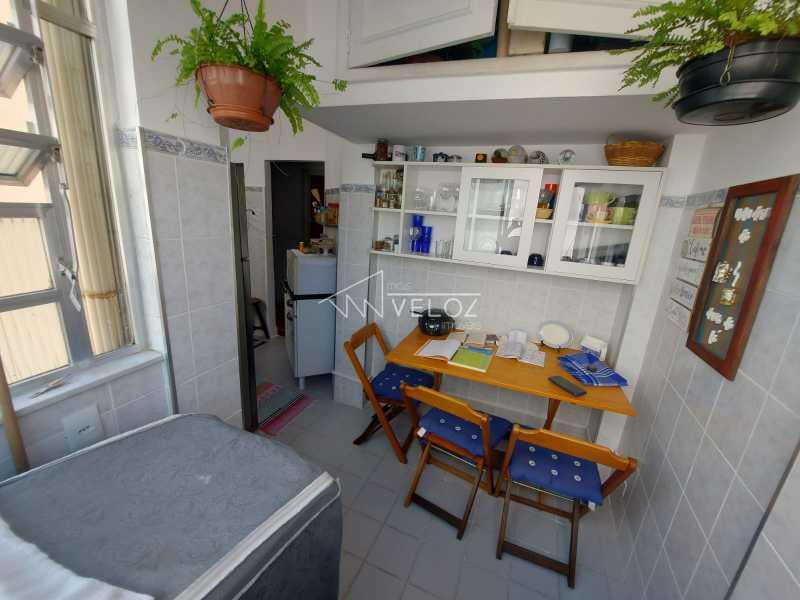 Apartamento à venda com 2 quartos, 70m² - Foto 14