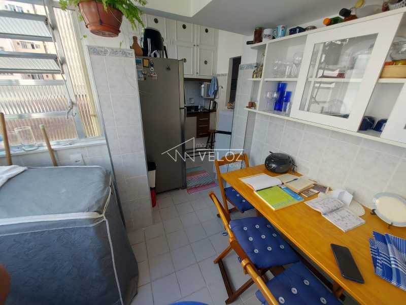 Apartamento à venda com 2 quartos, 70m² - Foto 15