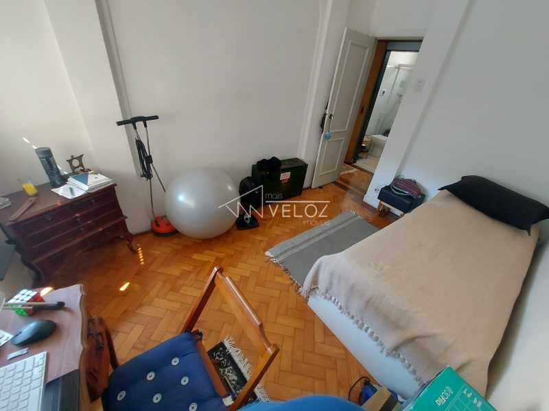 Apartamento à venda com 2 quartos, 70m² - Foto 24