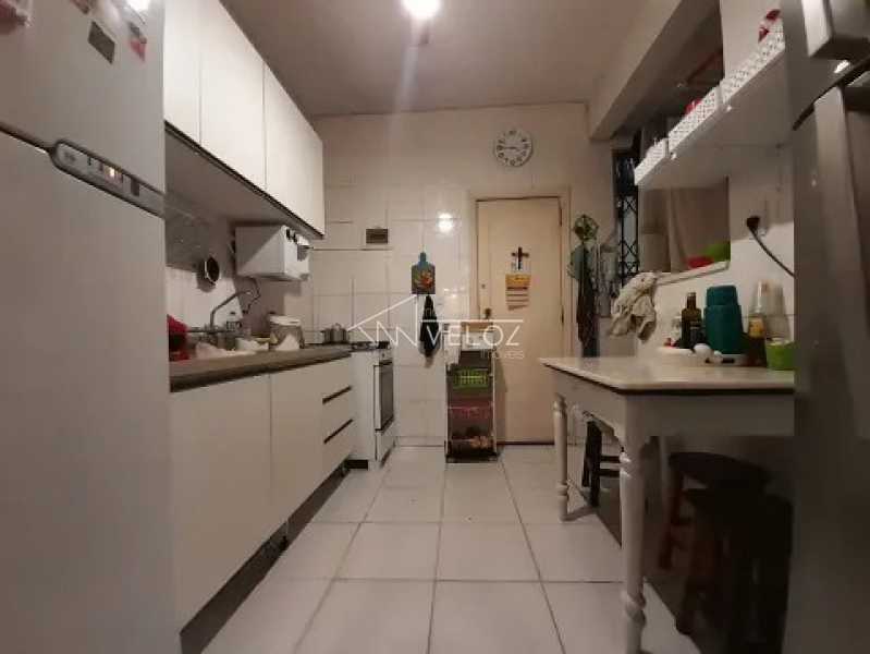 Apartamento à venda com 2 quartos, 81m² - Foto 11